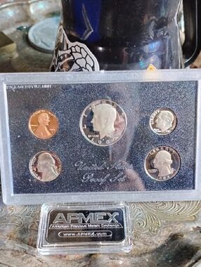 Silver and Copper U.S. Proof Coin Set - Black Display& AMPEX SilverBar(1 Ounce)